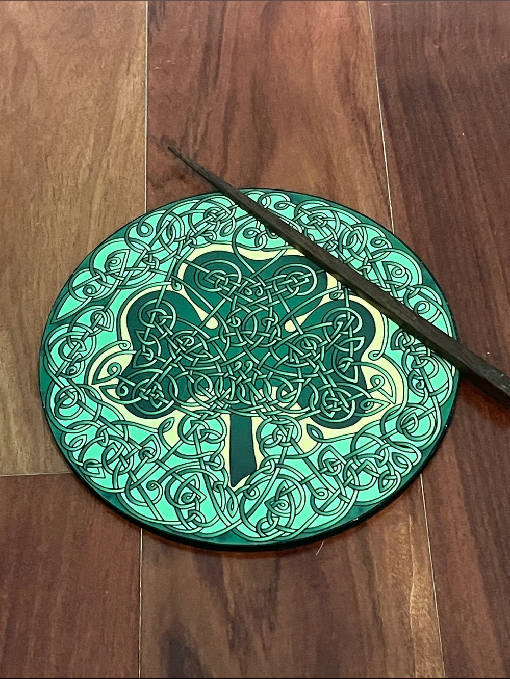 Celtic Shamrock Calming Trace Plate